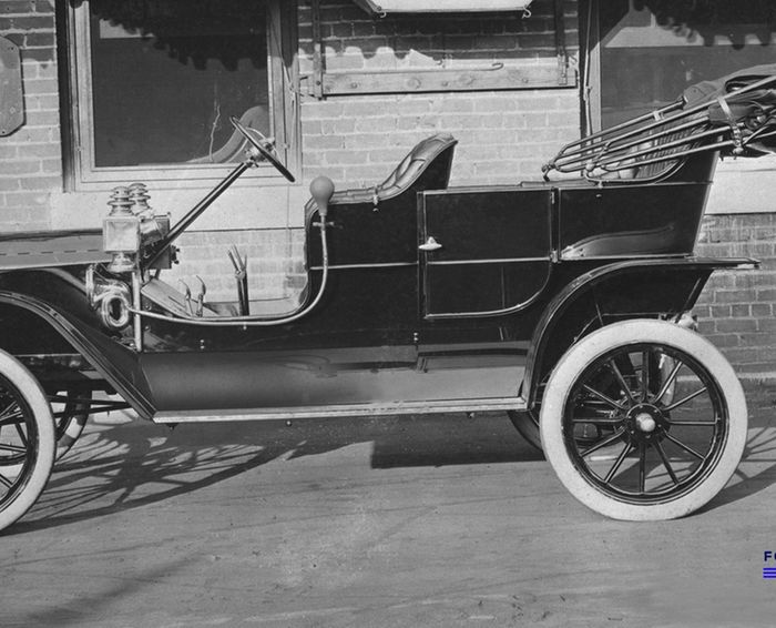 Od modelu T do nowego Rangera i Bronco. Dumne dziedzictwo i ekscytująca teraźniejszość terenowych modeli Forda