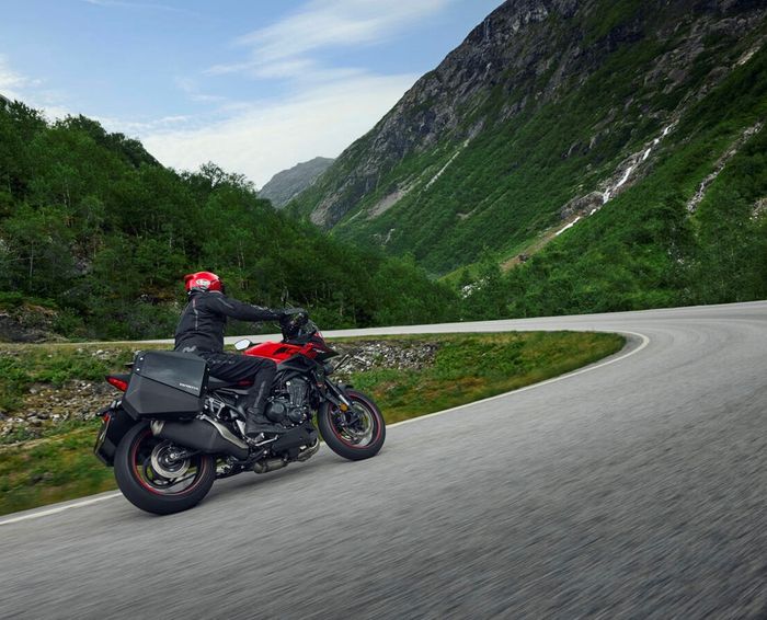 Honda CB1000GT na rok 2026 w Polsce