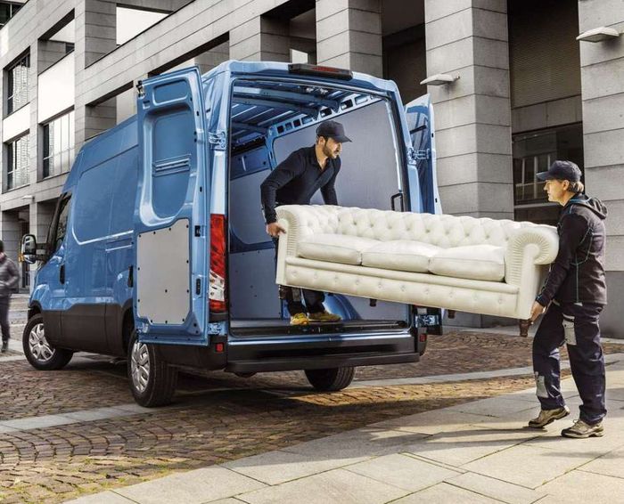 FIRMOWY SAMOCHÓD DOSTAWCZY - JAKI MODEL WYBRAĆ?