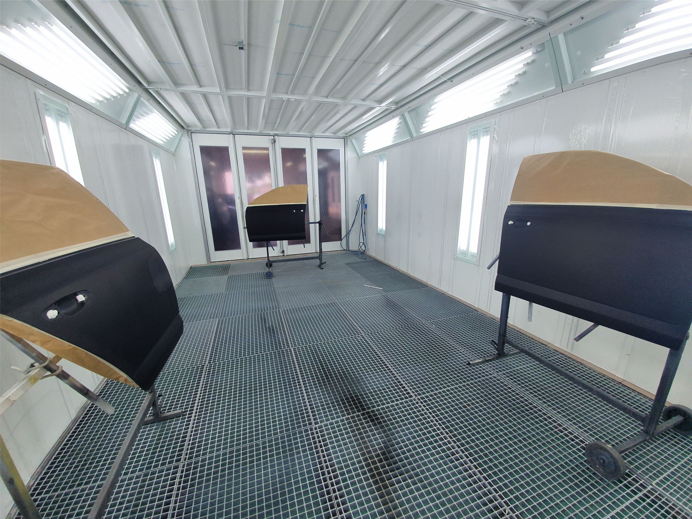 Blacharnia i lakiernia ASO HADM Gramatowski