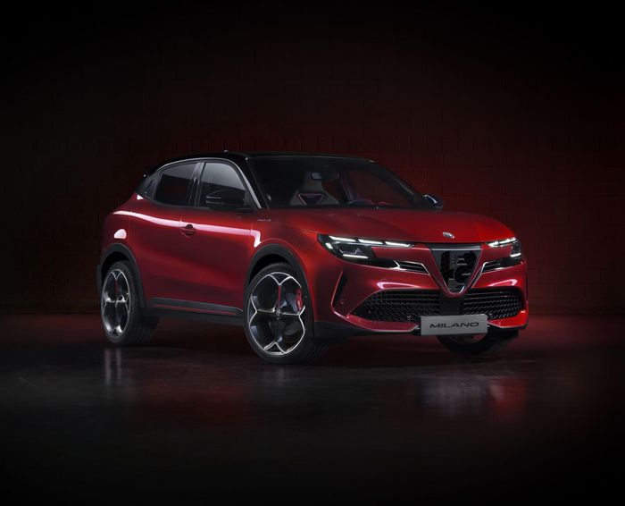 Nowa Alfa Romeo Milano. Sportowy charakter w kompaktowym wydaniu.