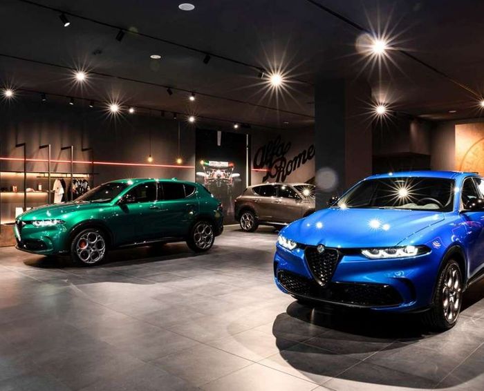 ALFA ROMEO I INAUGURACJA TONALE W MEDIOLANIE