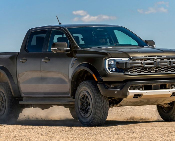 Ford Ranger Raptor z jeszcze lepszymi osiągami dzięki systemowi Live Valve firmy Fox