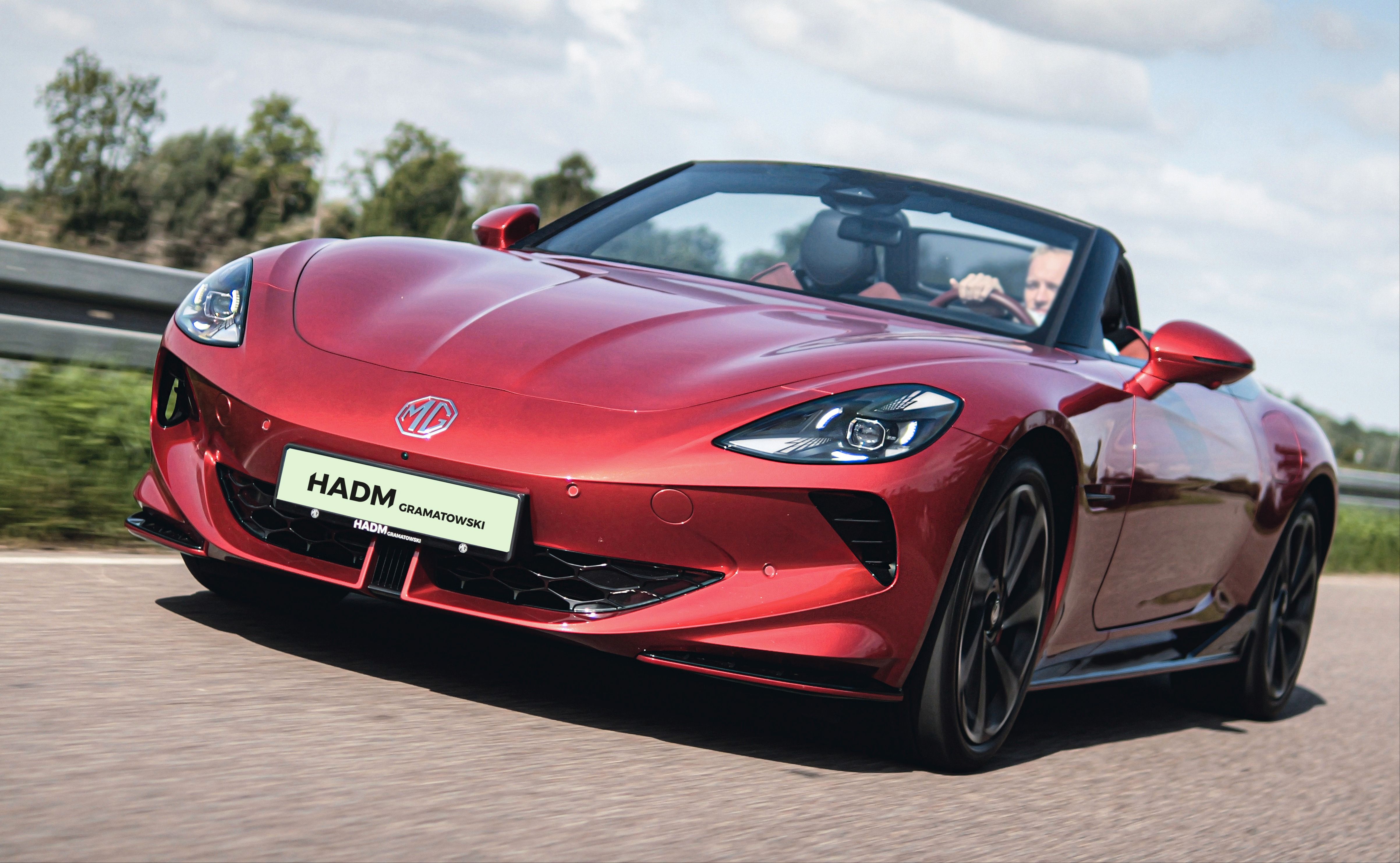 MG Cyberster – elektryczny roadster, widok 3/4 przód