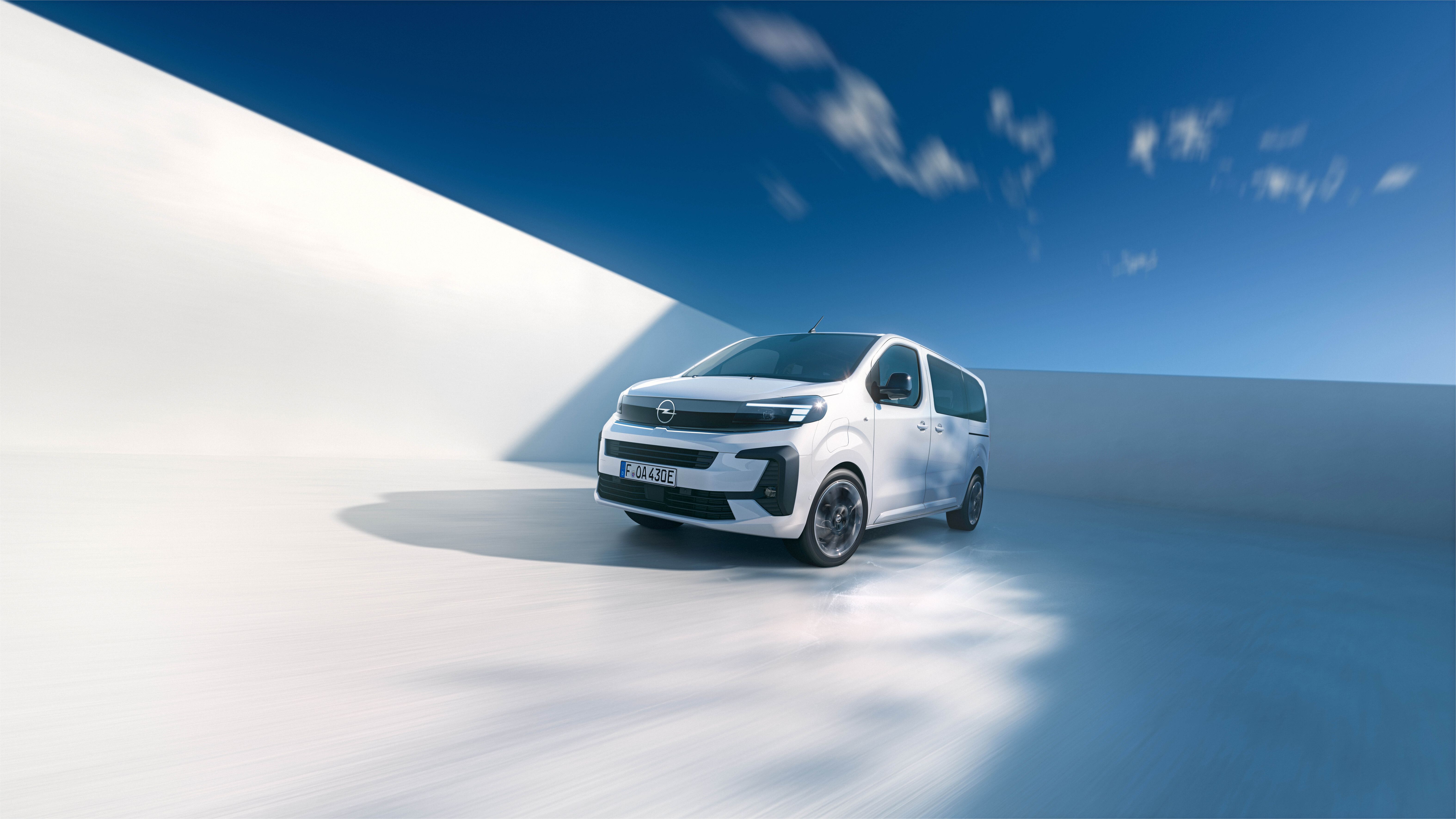 Opel Zafira Electric - przestronny elektryczny van dla rodziny i biznesu
