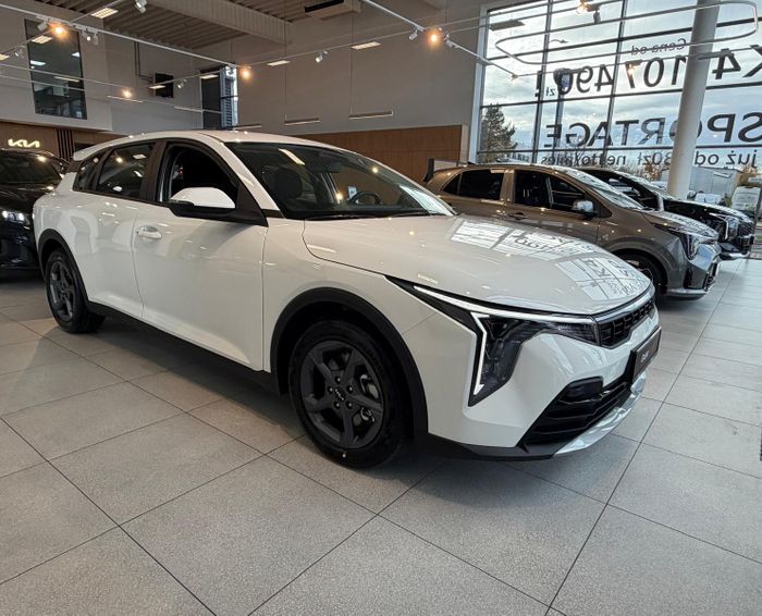 Nowa Kia K4 już w Zielonej Górze - Poznaj najbardziej wyczekiwany kompakt na rynku