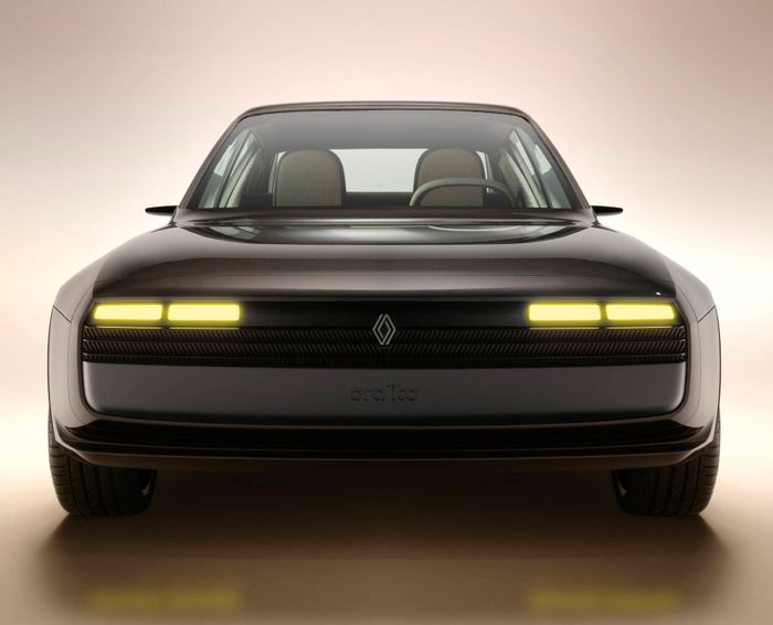 Kultowe Renault 17 w eleganckiej wersji restomod 