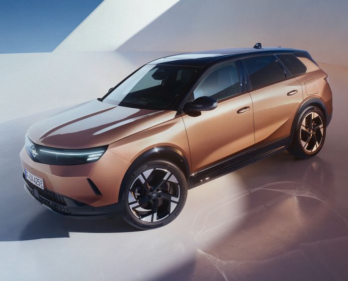 Brussels Motor Show 2025: w świetle reflektorów nowe modele Opel Grandland, Opel Frontera i Opel Mokka