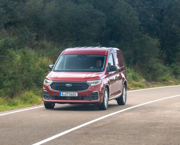 Ford Transit Connect PHEV w Polsce 2025