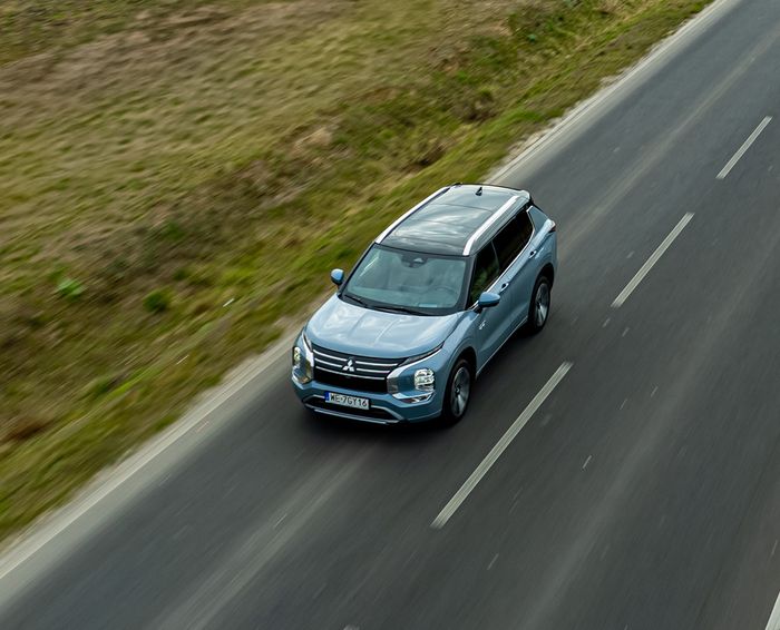 Nowy Mitsubishi Outlander PHEV 2025 - cena w Polsce