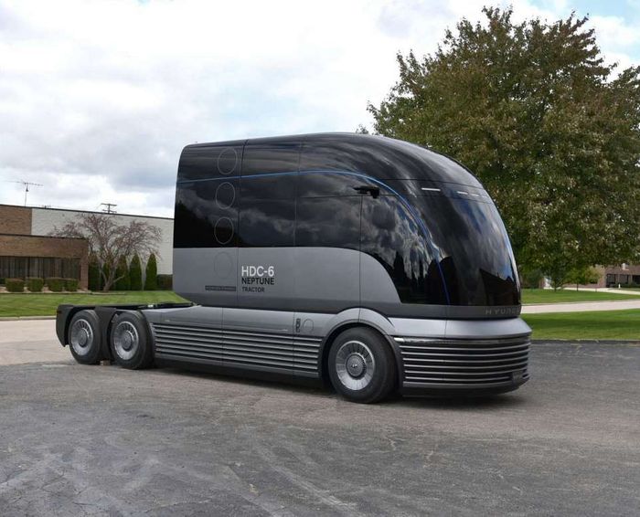 HYUNDAI HDC-6 NEPTUNE - CIĘŻARÓWKA NAPĘDZANA WODOREM 