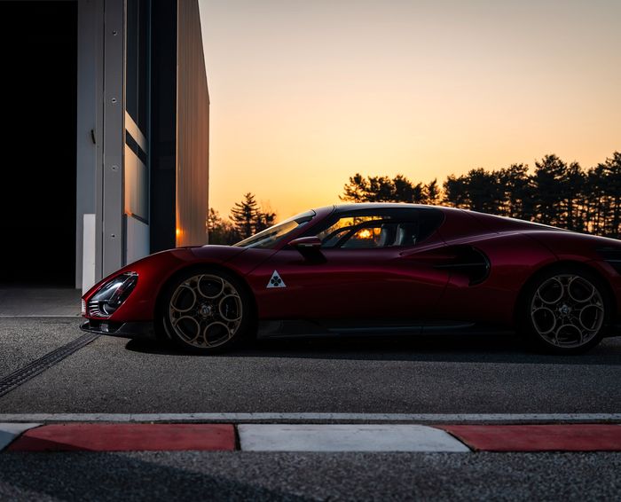 Alfa Romeo 33 Stradale na testach ekspertów