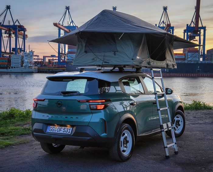 Czysta przygoda na łonie natury: nowy Opel Frontera z namiotem dachowym
