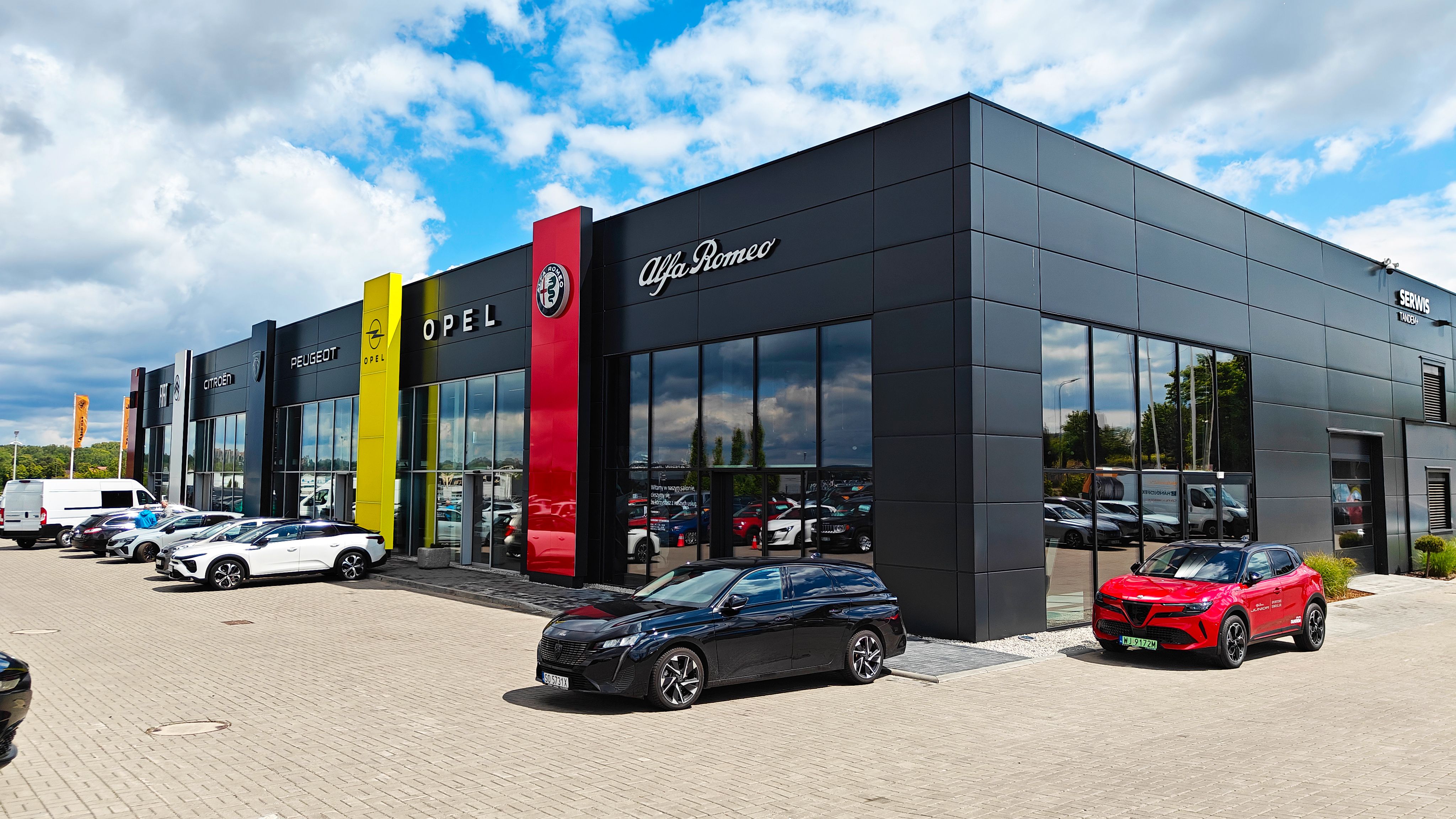 Centrum motoryzacyjne Grupa Tandem