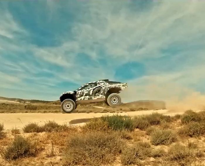 Droga do Dakaru. Seria filmów Ford Performance pokazuje przygotowania do najtrudniejszego rajdu na świecie