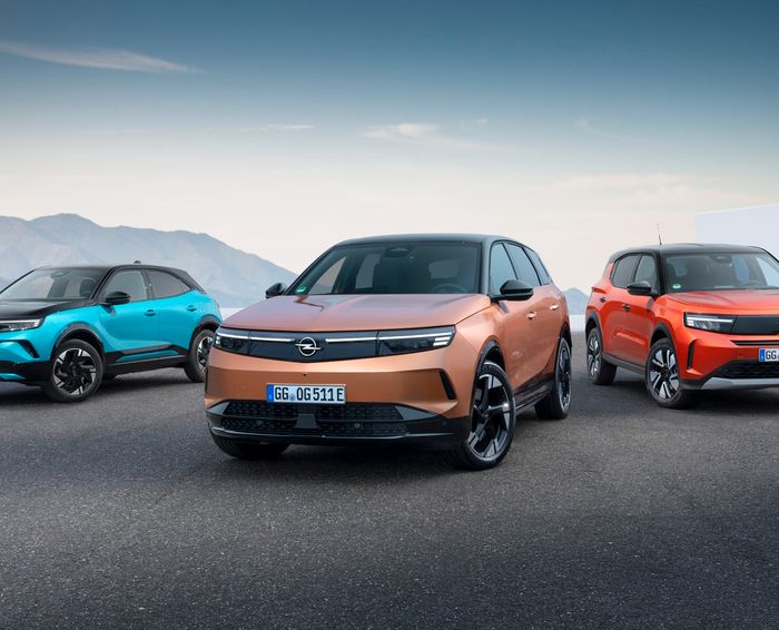 Wydajne i zelektryfikowane - nowe trio SUV-ów marki Opel: Grandland, Frontera i Mokka