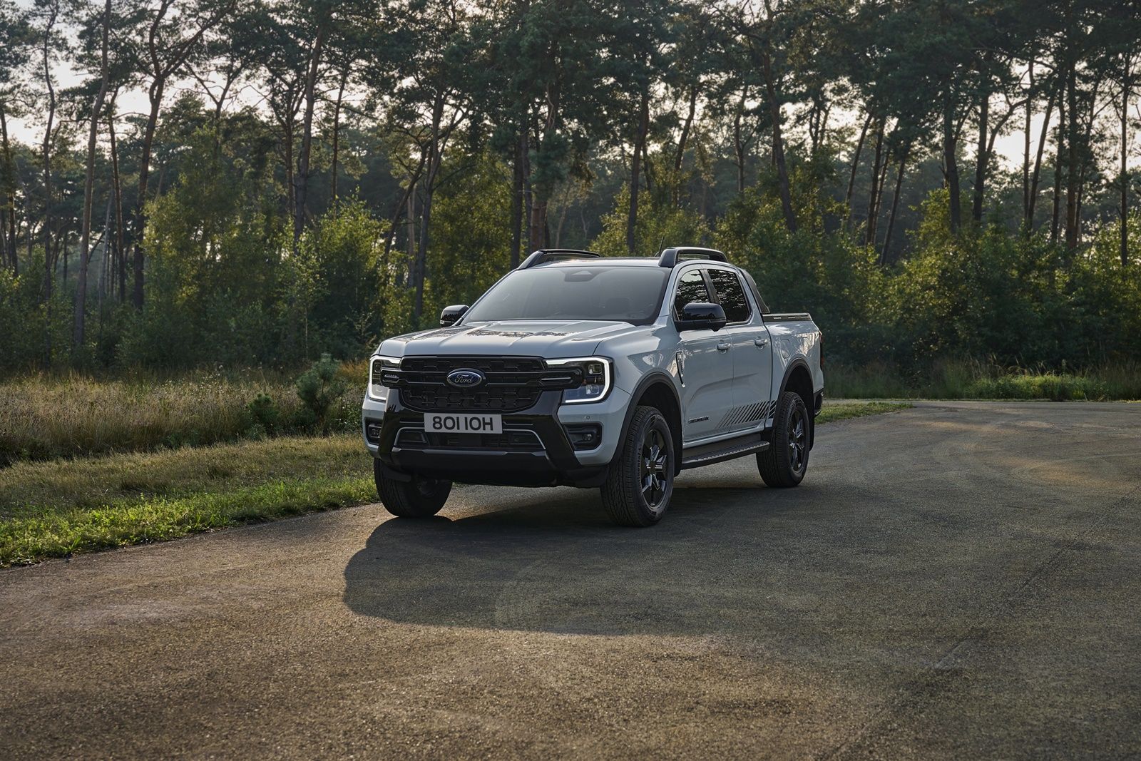 Ford Pro prezentuje Rangera PHEV, który zrewolucjonizuje europejskie ...