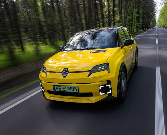  Renault 5 E-Tech electric