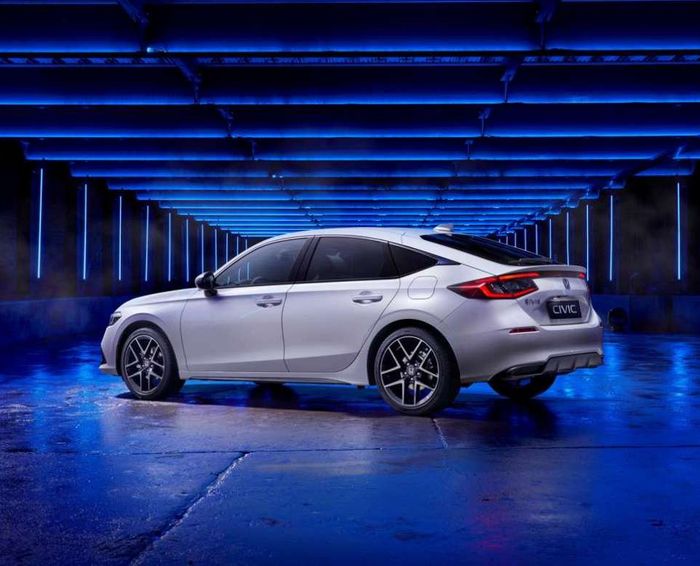 NIEZMIENNIE DOBRY CIVIC KONTRA MIEJSKI CROSSOVER